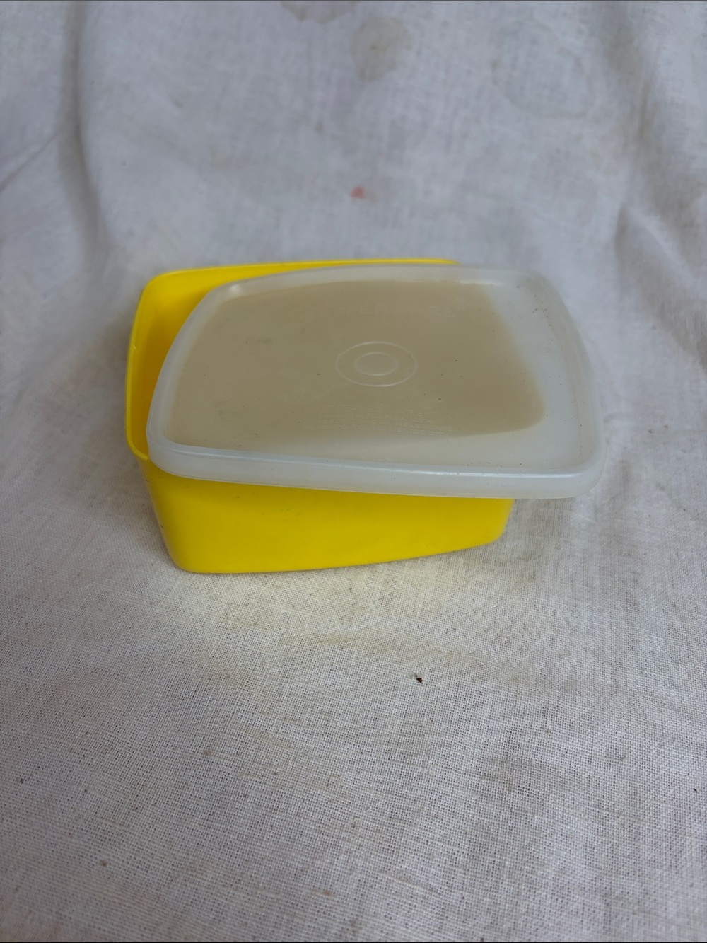 Tupperware Bright Yellow Rectangular Food Storage Container - Picture 3 of 7
